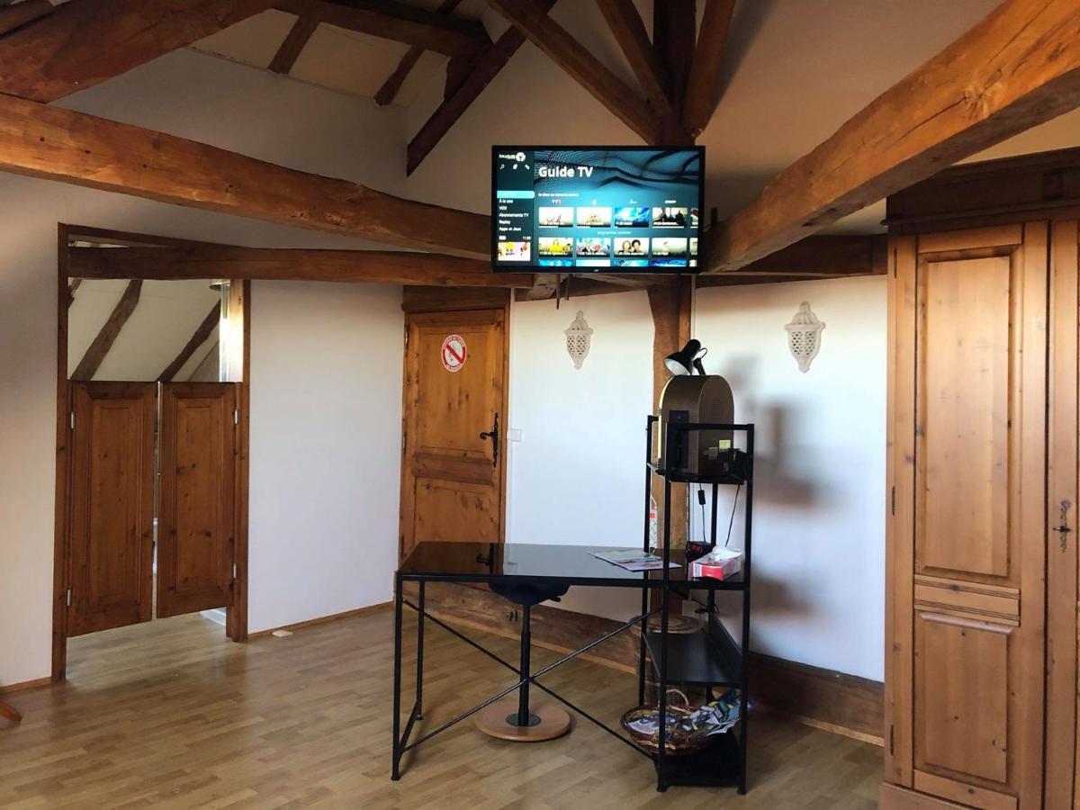 Casseneuil En Bord De Riviere Bed & Breakfast エクステリア 写真