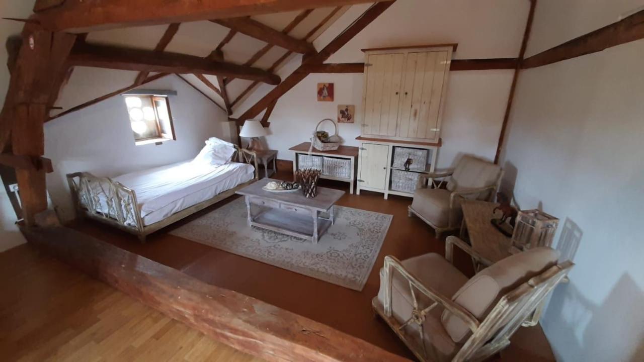 Casseneuil En Bord De Riviere Bed & Breakfast エクステリア 写真