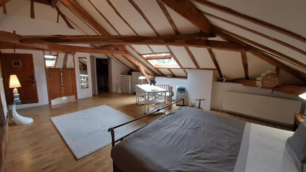 Casseneuil En Bord De Riviere Bed & Breakfast エクステリア 写真