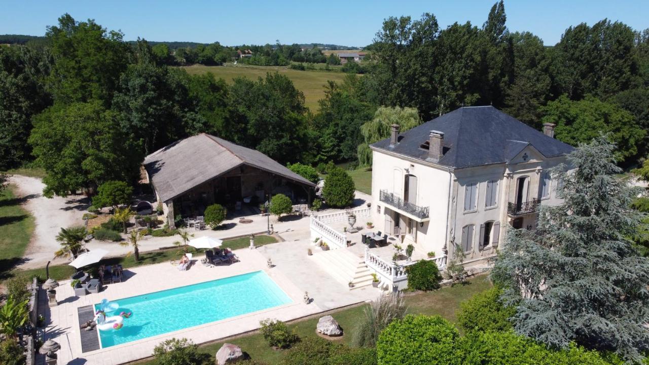 Casseneuil En Bord De Riviere Bed & Breakfast エクステリア 写真