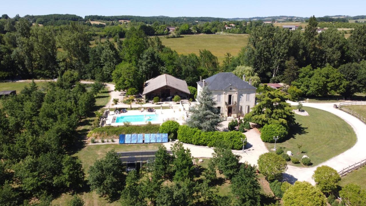 Casseneuil En Bord De Riviere Bed & Breakfast エクステリア 写真