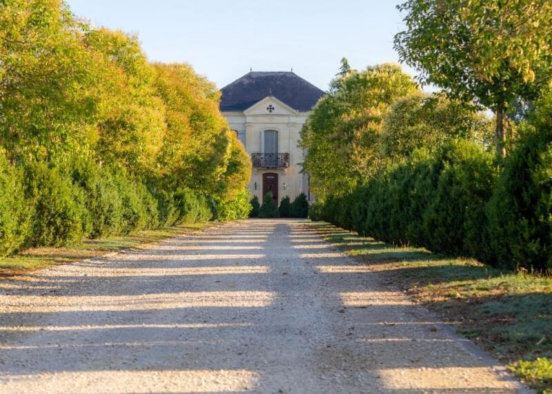 Casseneuil En Bord De Riviere Bed & Breakfast エクステリア 写真